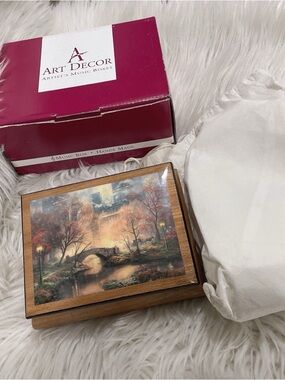 Thomas kinkade handmade luxury music box wood